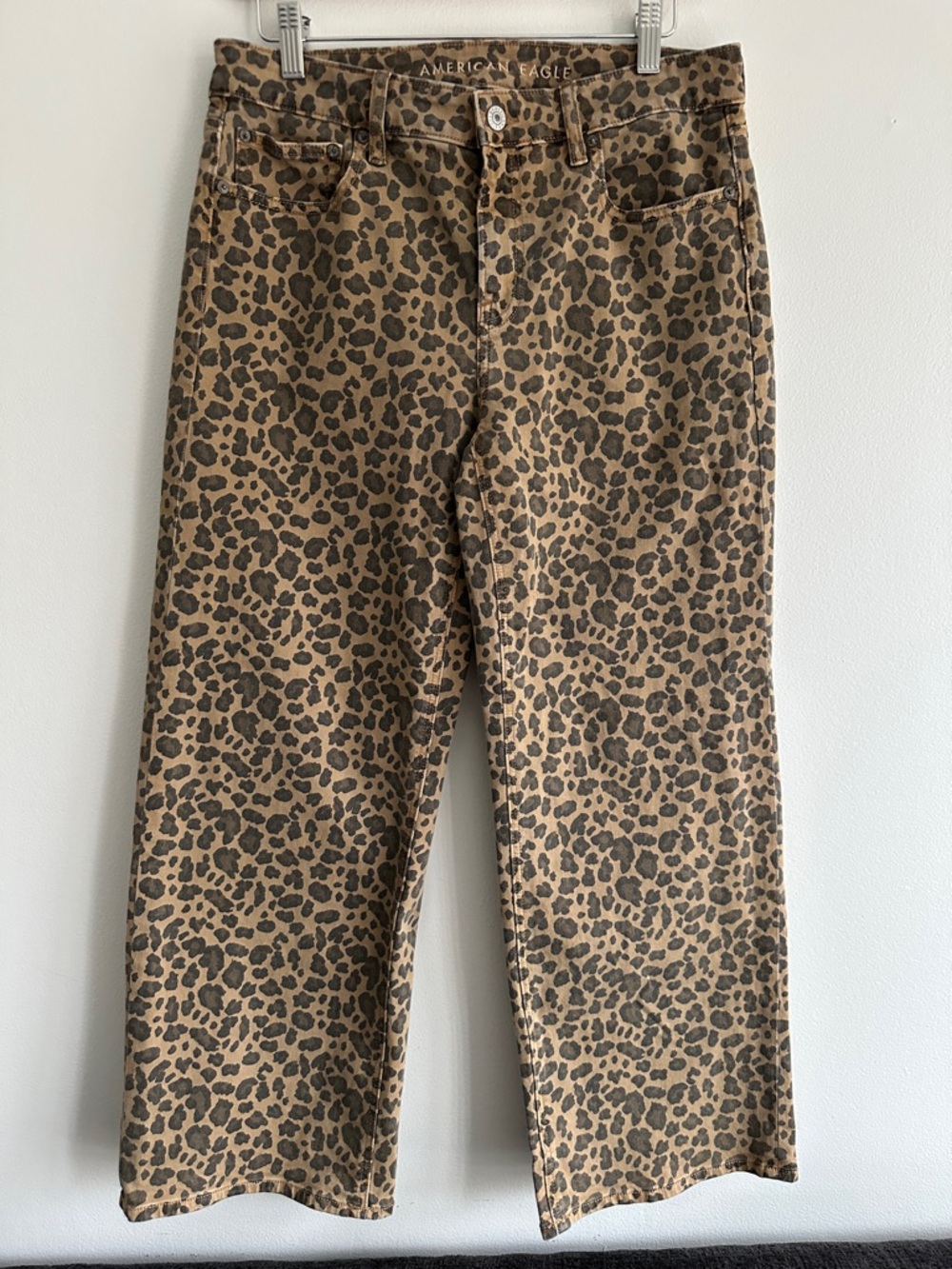 AEO Stovepipe Straight Wide legs Animal Leopard Print Jeans - Size 4